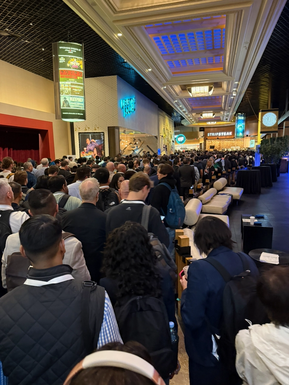 Crowd at Google Cloud Next '26